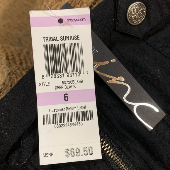 Inc - Capris - regular fit - size 6 black - Picture 4 of 4